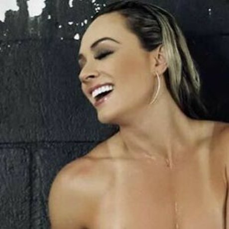 Juliana Salimeni model nudes img