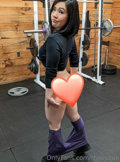 risqkayfeed perfect model archive