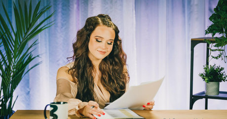 Desiree Mumm star beautiful img