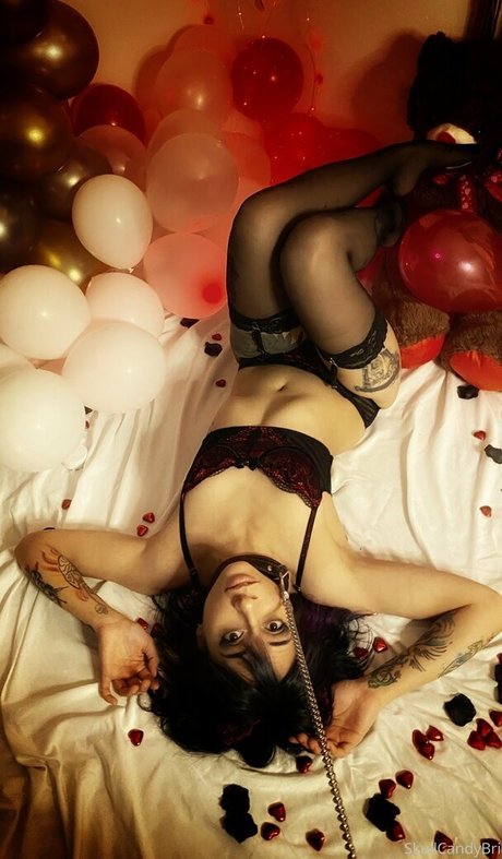 skullcandybri model pornographic pictures