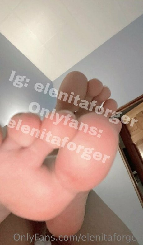 Elain3uwu star adult img