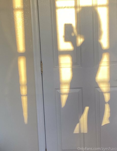 ayeshaxo pornstar nude img