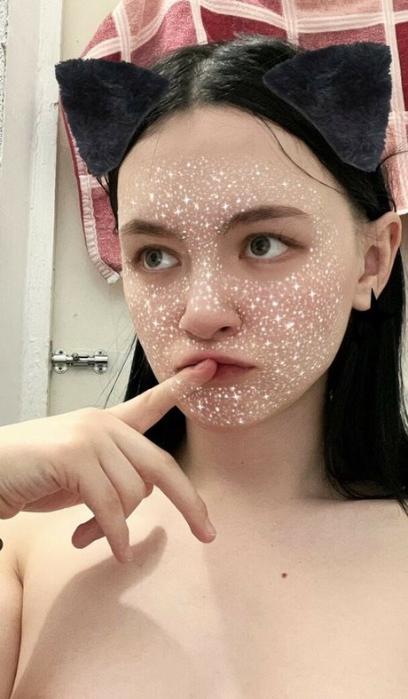 Jane Wild adult model image