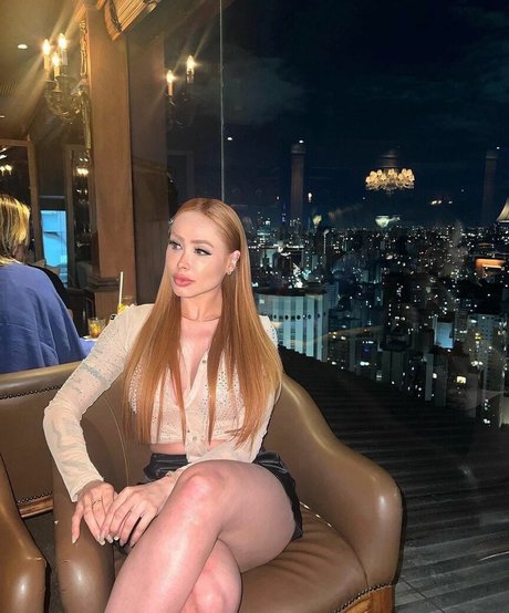 Alice Beaumont high quality star img