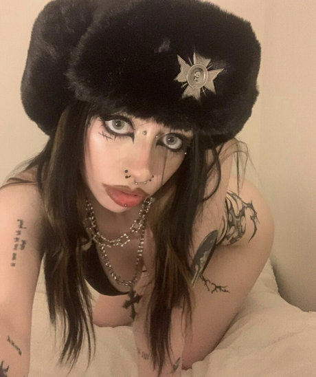 Rio Lawlor nude pornstar galleries