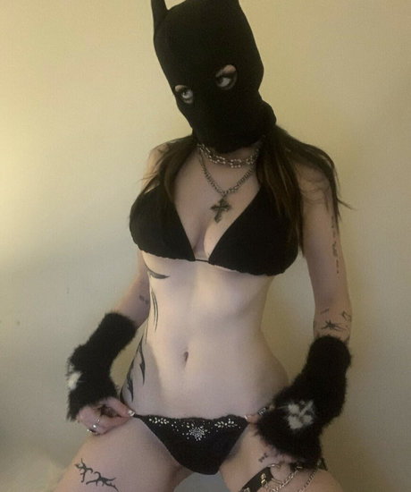 Rio Lawlor star nice galleries