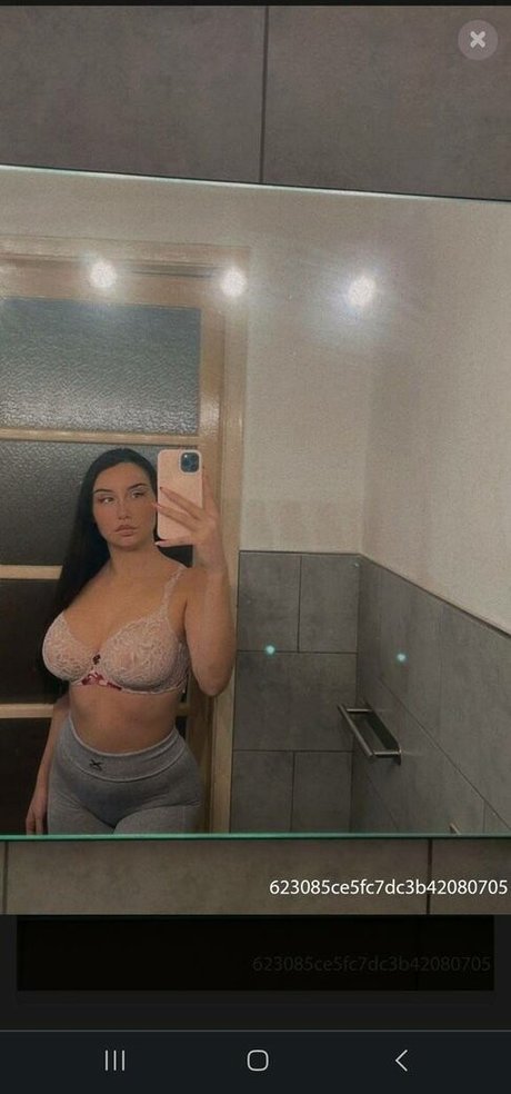 Esmeralda Morichelli star nude pictures