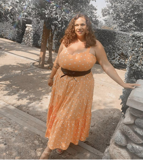 Ashleigh Dunn star nude image