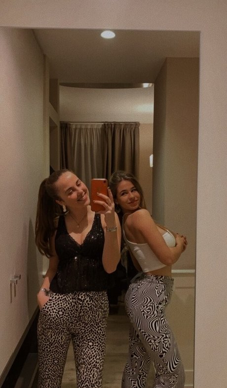 Beatriiz ma star art gallery