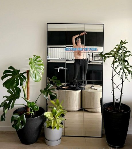 lollyfangs perfect model gallery