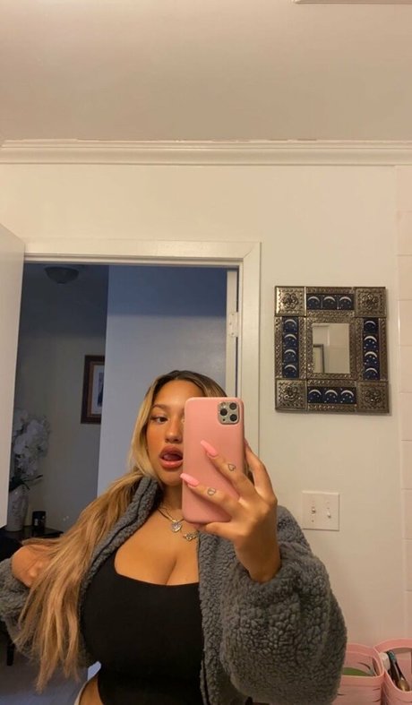 Abby C star nudes pic