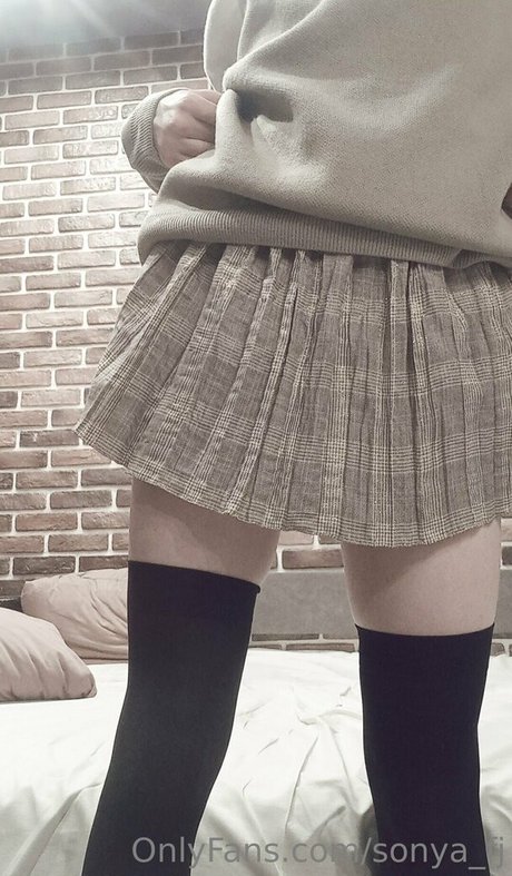 sonya fj hot actress pic