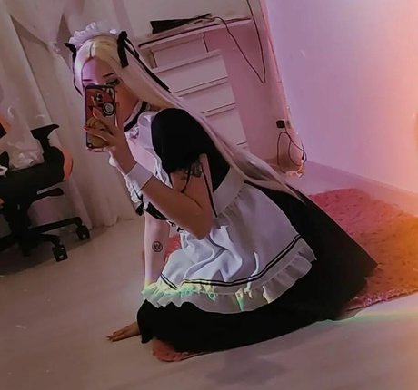 Baby404 exclusive model img