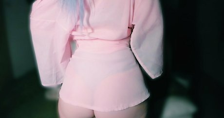 miss space x art model photos