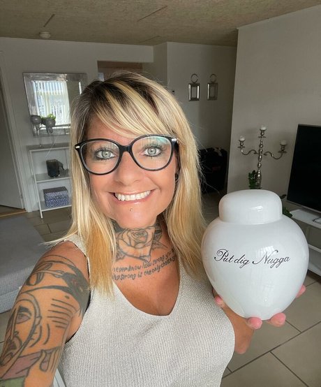 Winnie Nielsen beautiful star gallery