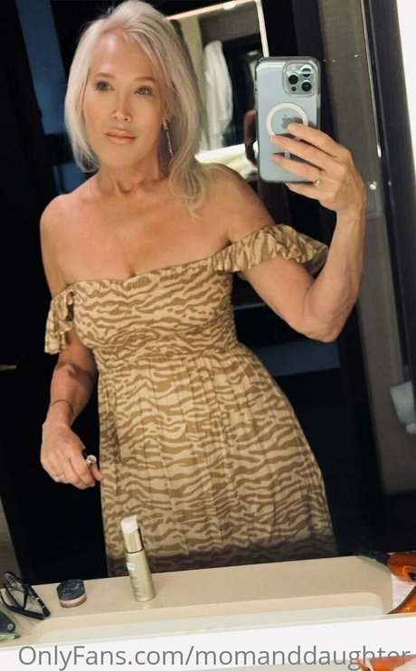 suzieandhannahfree adult actress image