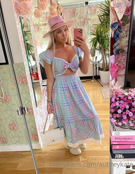 aubreykate model sexy galleries