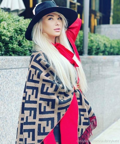 aubreykate naked model gallery