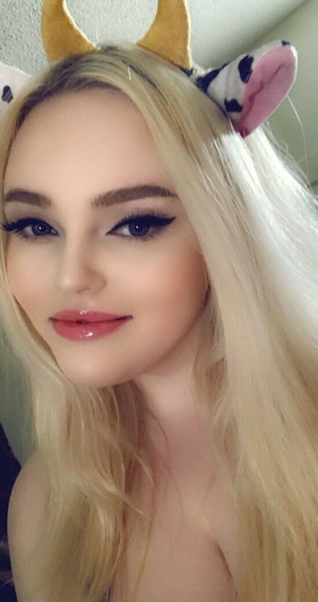 Lexy Kagamine pornstar high quality gallery