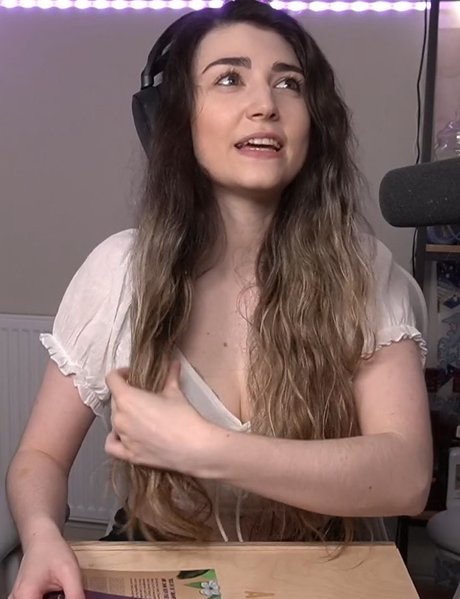 Wolfabelle star sexy images