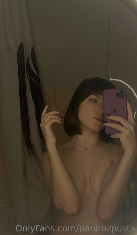 Panirozpusta naked model archive