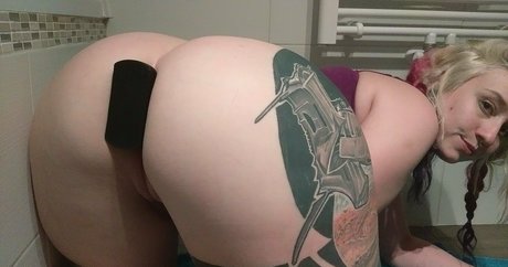 big tits mom onlyfans naked photos