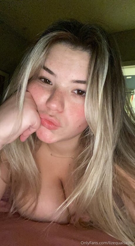 Liz Equals ASMR model hot photos