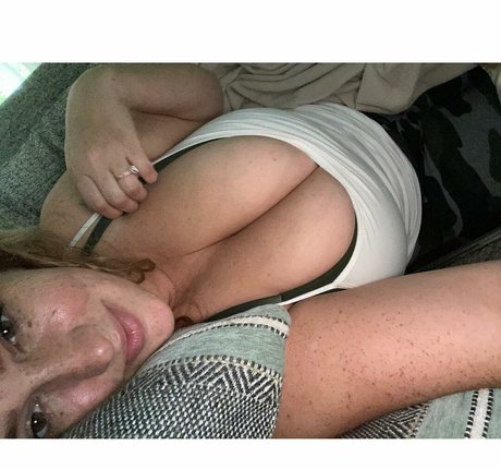 LeeAnne art pornstar photos