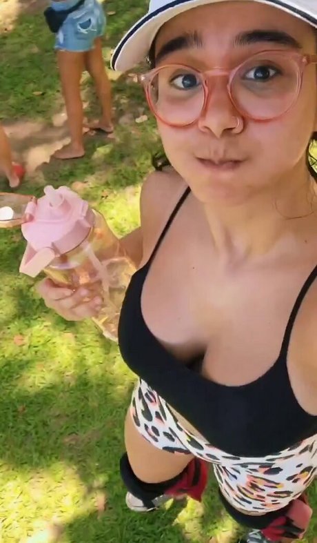 Bella Barp top actress photo