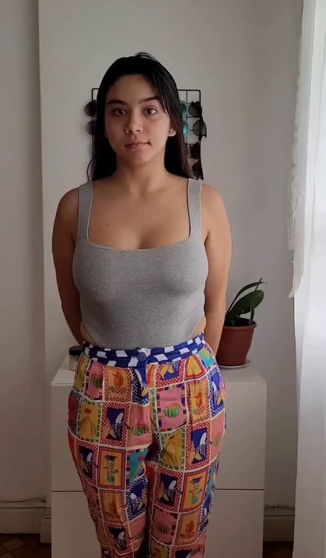 Bella Barp star art pic