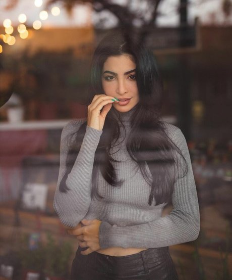 Elwa Saleh best pornstar pictures