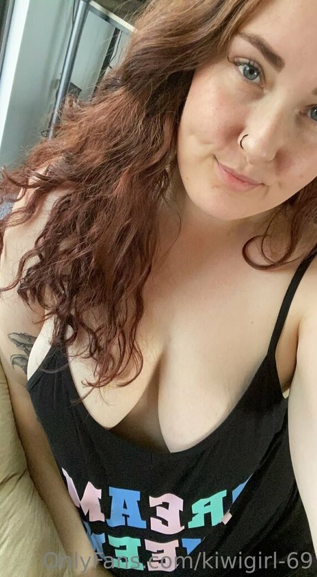 kiwigirl 69 model art archive