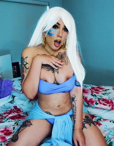 miss poizon naked star galleries