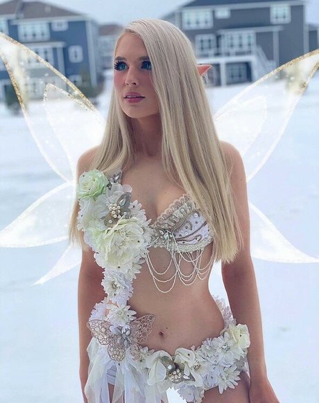 MadEm Lush model beautiful images