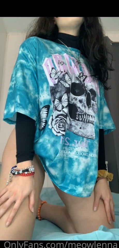 meowlenna model exclusive images