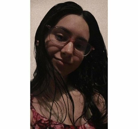 babyflorcita erotic model pictures