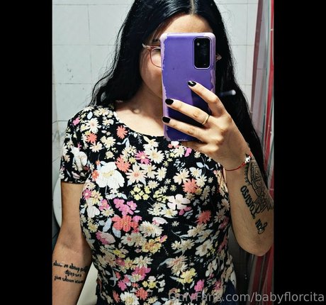 babyflorcita star naked pictures