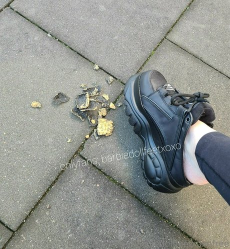 barbiedollfeetxoxofree free pornstar picture