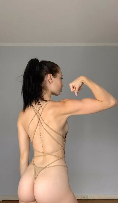 chloesapic nice actress image