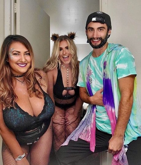 Marissa J star art pics