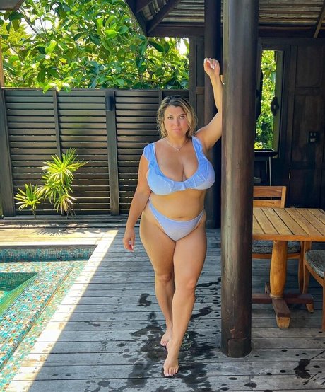 Travelling Hoppy perfect actress galleries