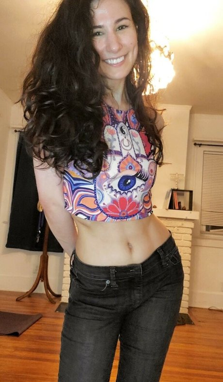 Zehava Glazier star hot images