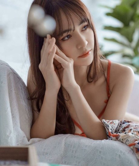 Tonnam Poottawan pornstar nice img