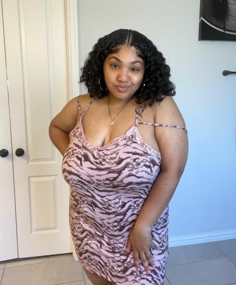 MizzMelons pornstar beautiful images