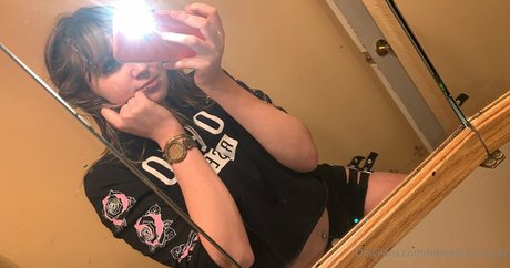 beautifulychaotic exclusive pornstar picture