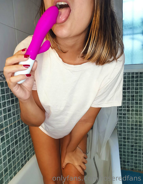 roseredfans star xxx archive