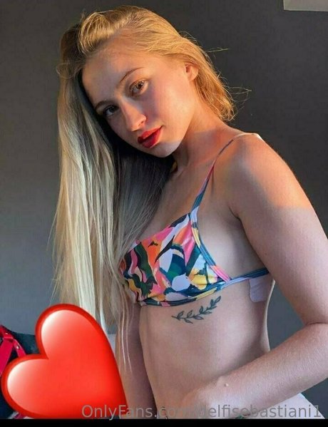 delfisebastiani1 erotic pornstar pictures