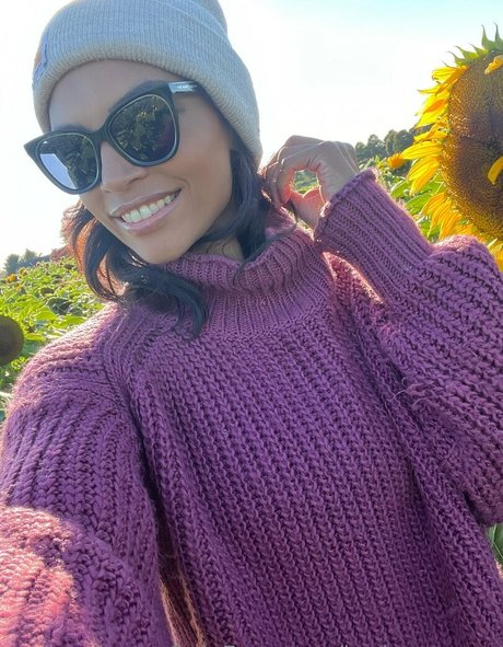 bad mmama pornstar sexy image