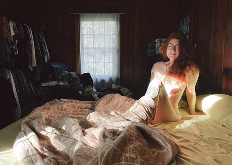 averyred99 model free image