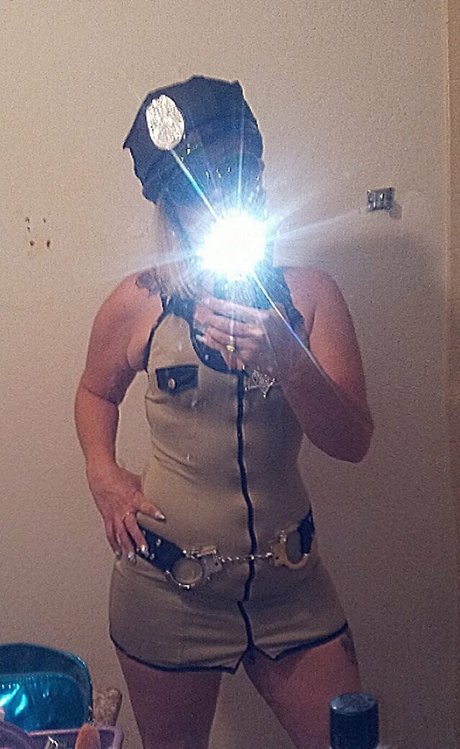 queenbunni44 nude actress archive